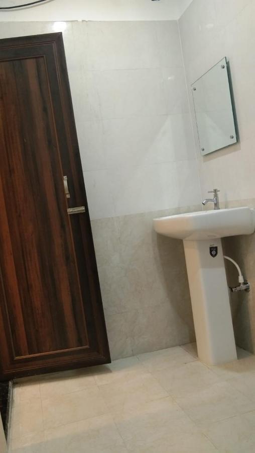 Dubby Indian Hotel Inn ! Puri Kültér fotó