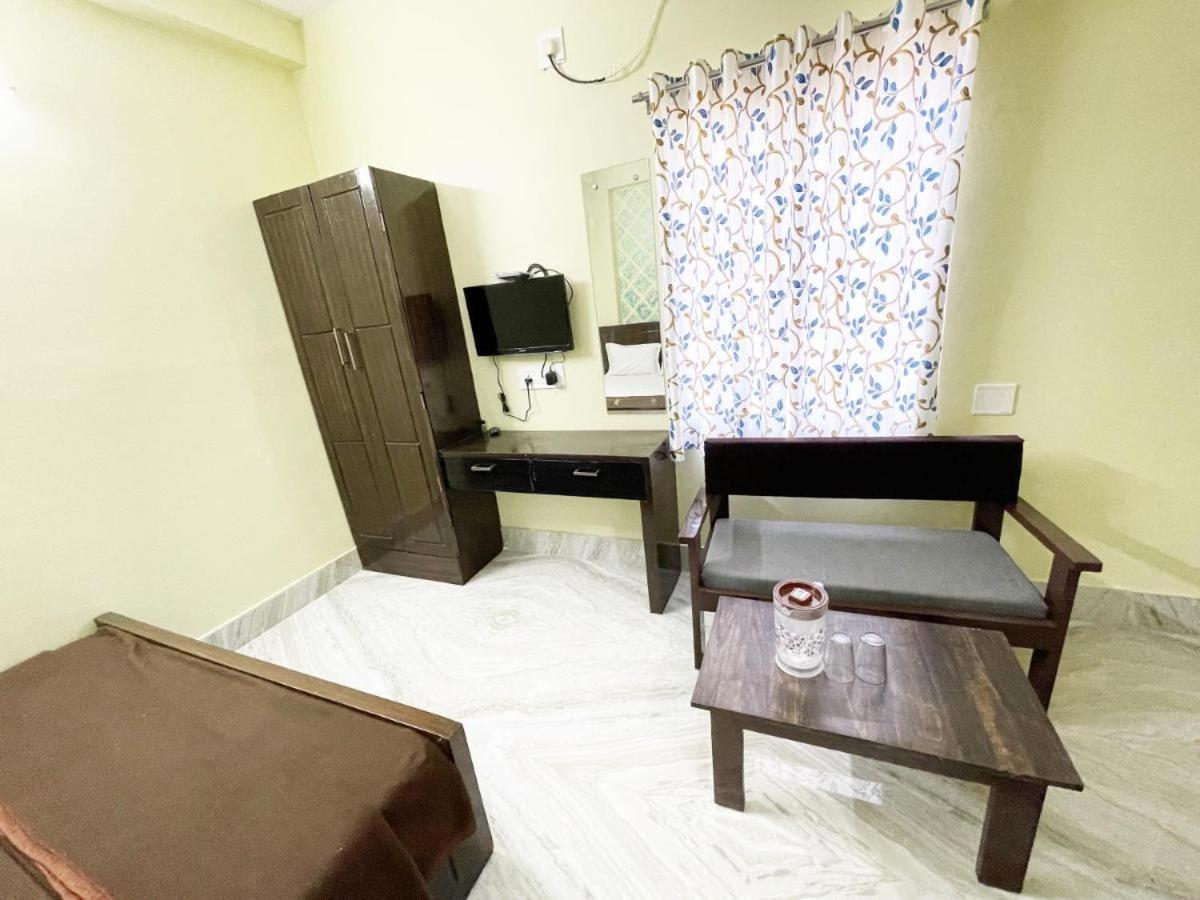 Dubby Indian Hotel Inn ! Puri Kültér fotó