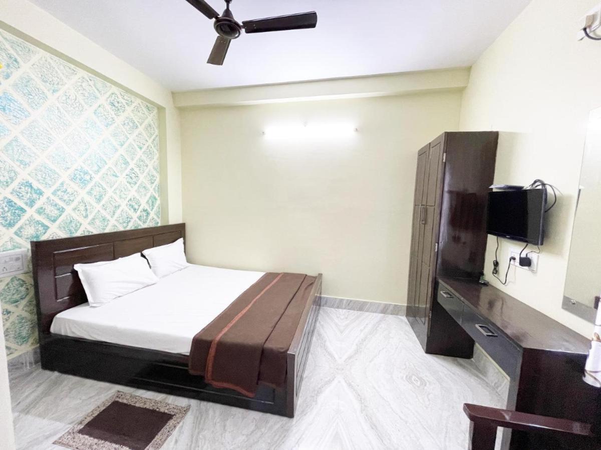 Dubby Indian Hotel Inn ! Puri Kültér fotó