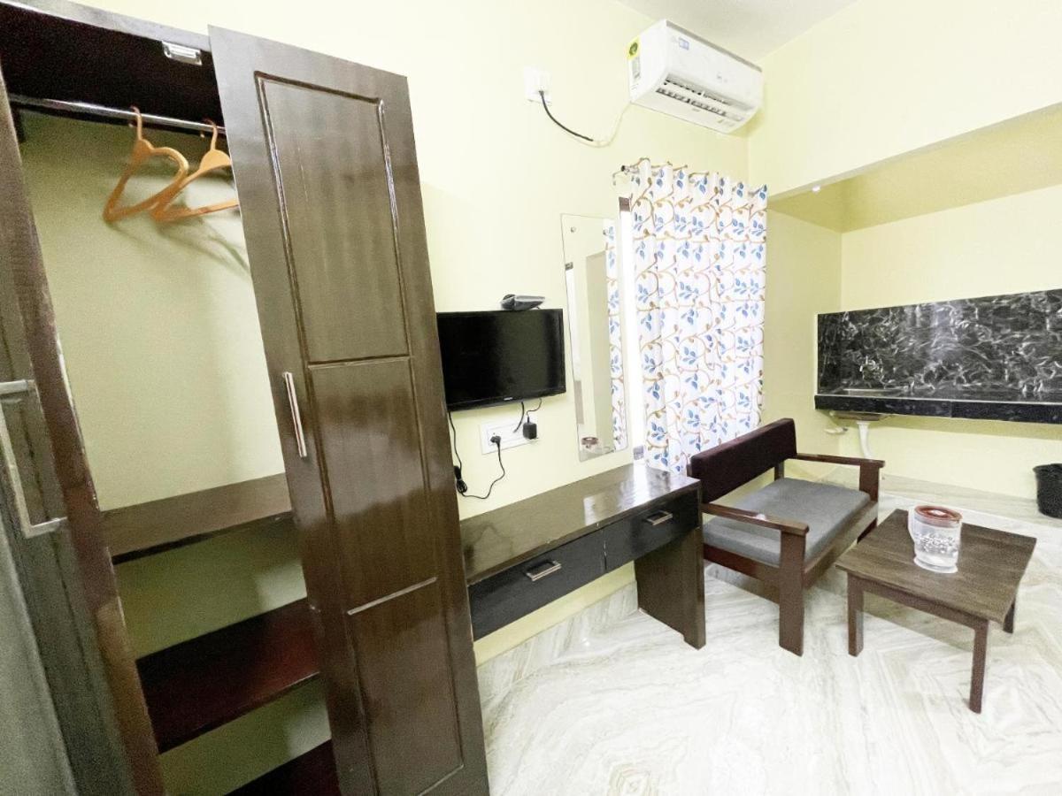 Dubby Indian Hotel Inn ! Puri Kültér fotó