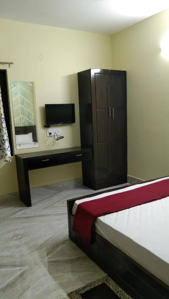 Dubby Indian Hotel Inn ! Puri Kültér fotó